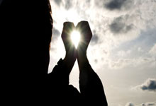 比塞克:对阵米兰永远都不会轻松 拜仁即便有伤病也依旧很强.